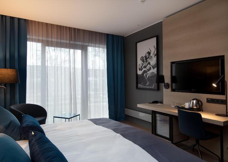 Superior Room with Waterpark and Gym Access